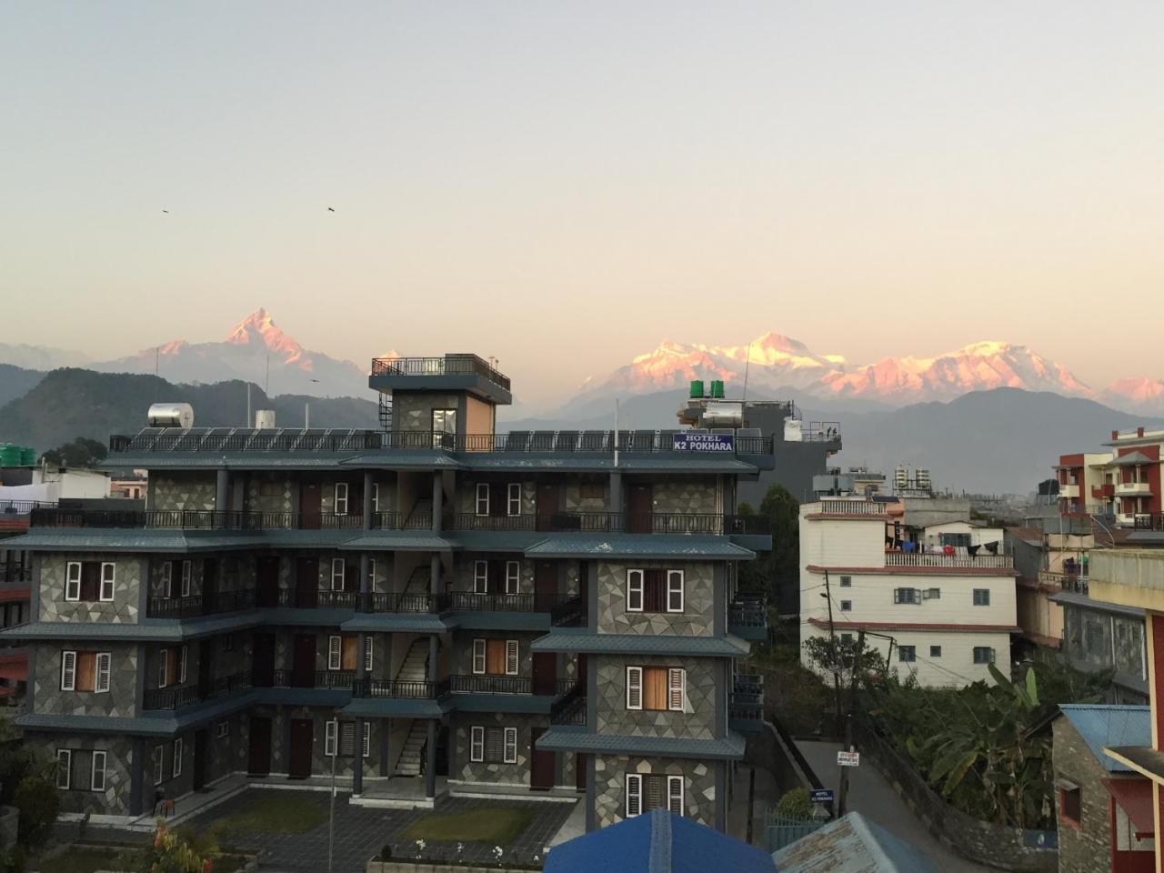 Hotel K2 Pokhara Bagian luar foto
