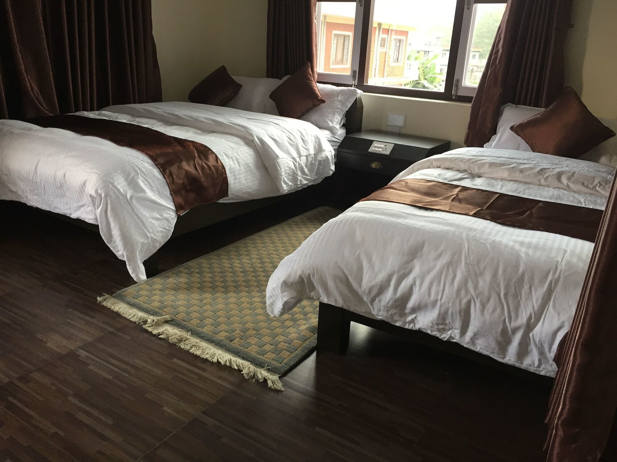 Hotel K2 Pokhara Bagian luar foto